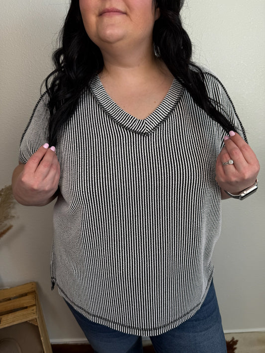 Black & White Plus V-neck