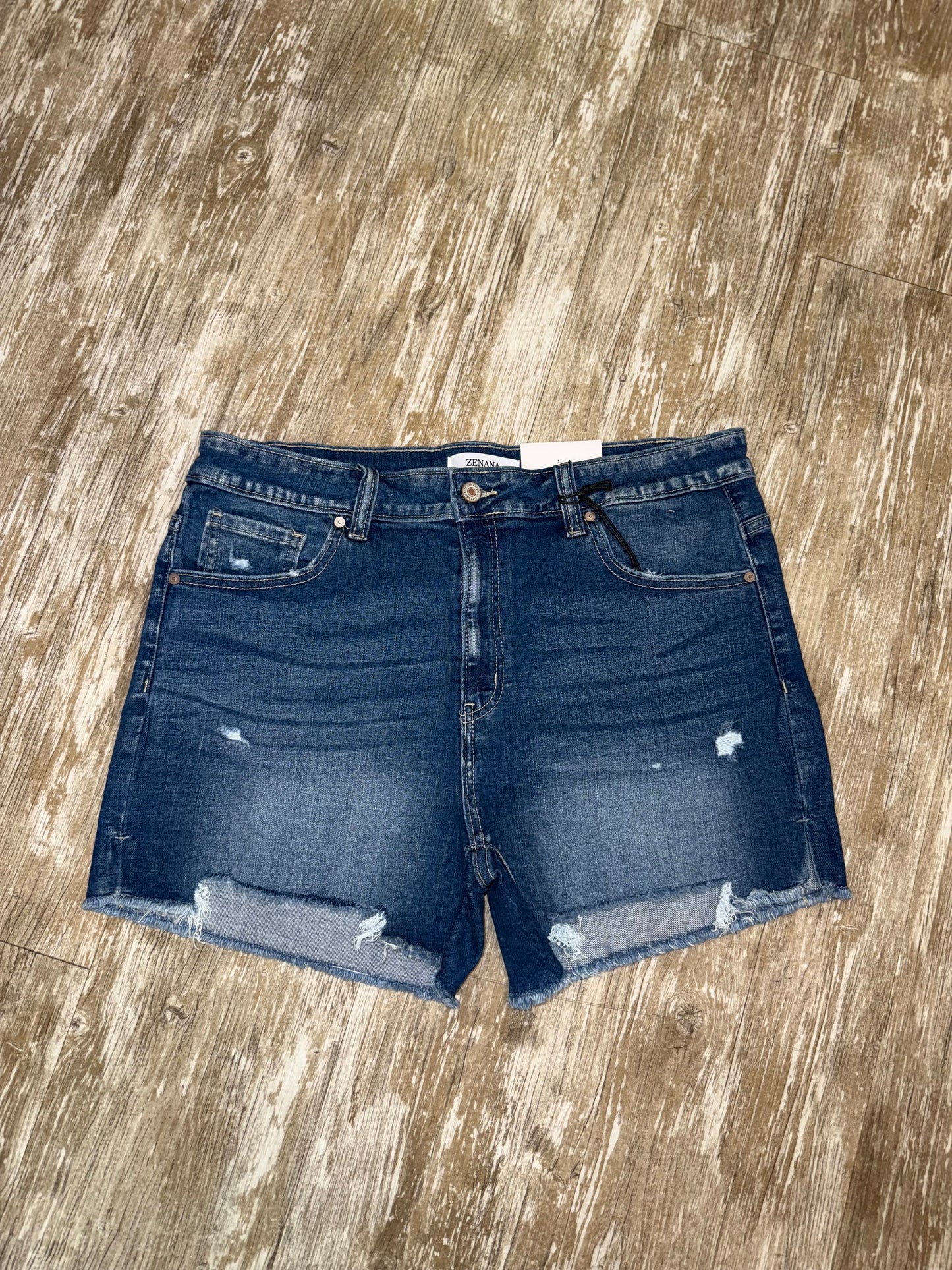 Plus Medium Wash Denim Shorts