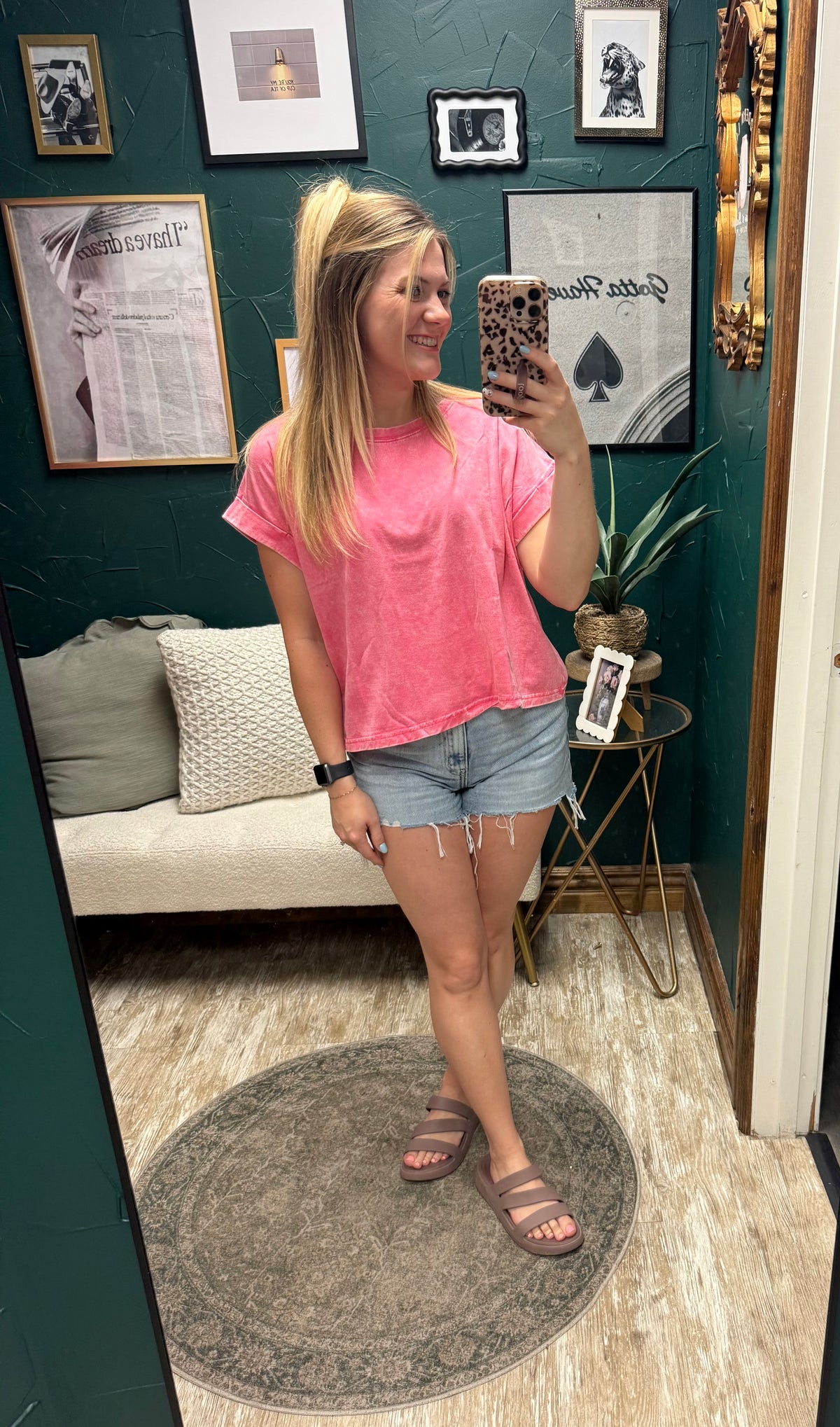 Pink crop tee